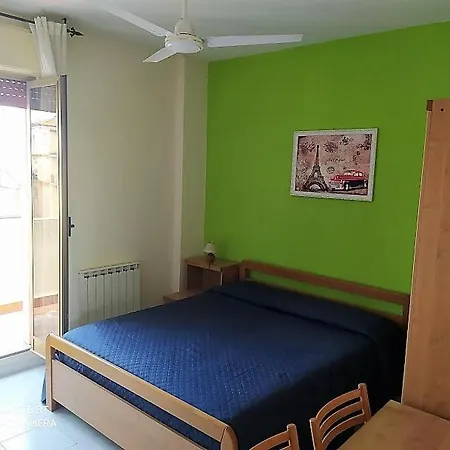 Eliseo Hotel 2*