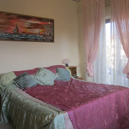 艾里赛奥酒店 贾迪尼-纳克索斯