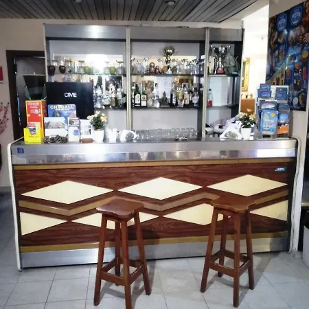 艾里赛奥酒店 贾迪尼-纳克索斯
