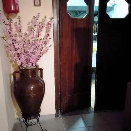 Eliseo Hotell 2*
