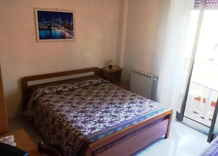 Eliseo Giardini Naxos