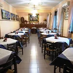 Eliseo Hotel 2*