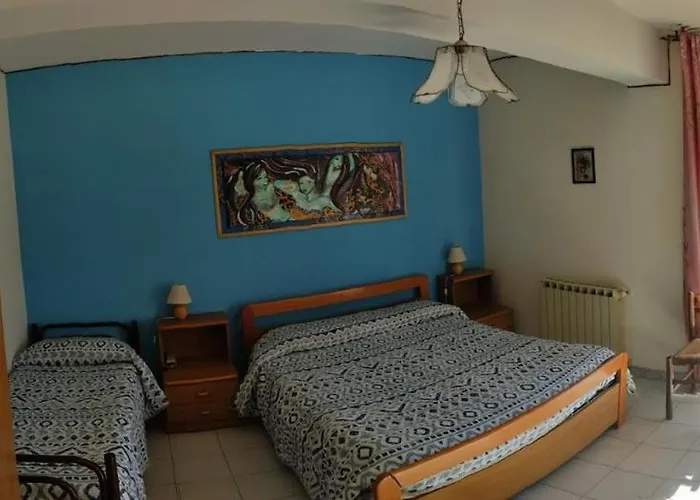 Eliseo 2* Giardini Naxos